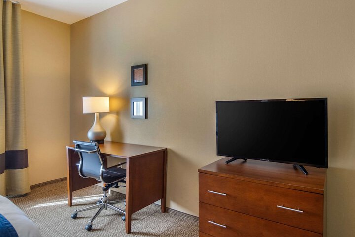 Room 7 of 30