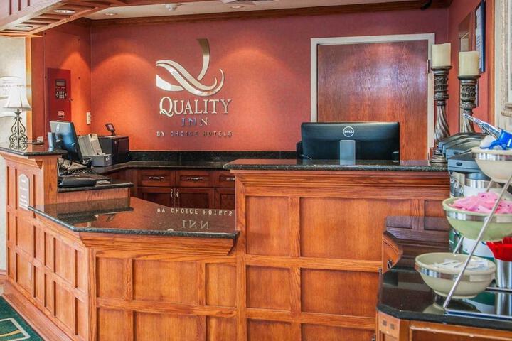 Hotel Interior 7 of 31