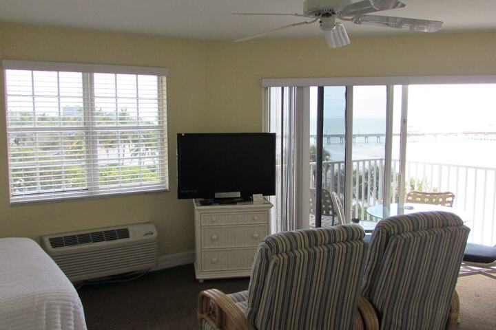 Edison Beach House