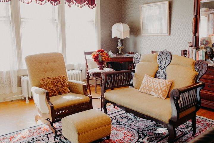 Room 23 of 76