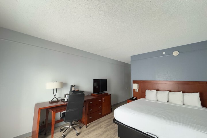Room 58 of 72