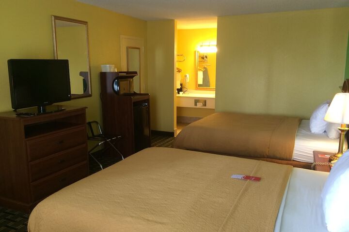 Room 31 of 53