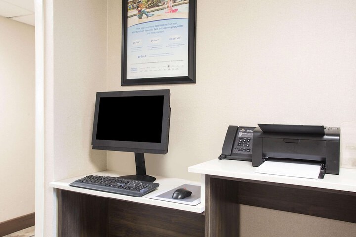 Business Center 55 of 55
