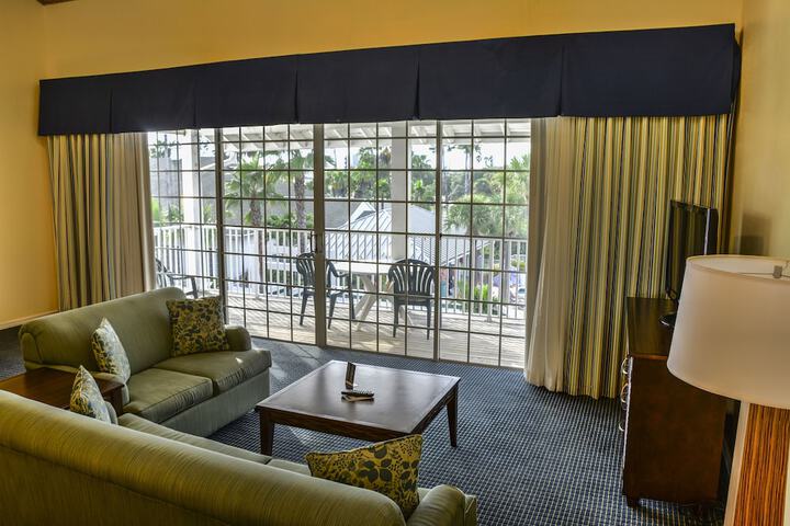 Holiday Inn & Suites Clearwater Beach S-Harbourside by IHG