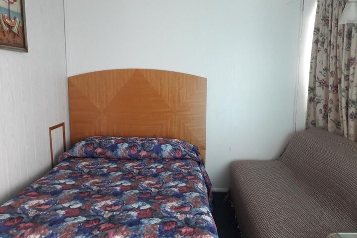 Room 19 of 44