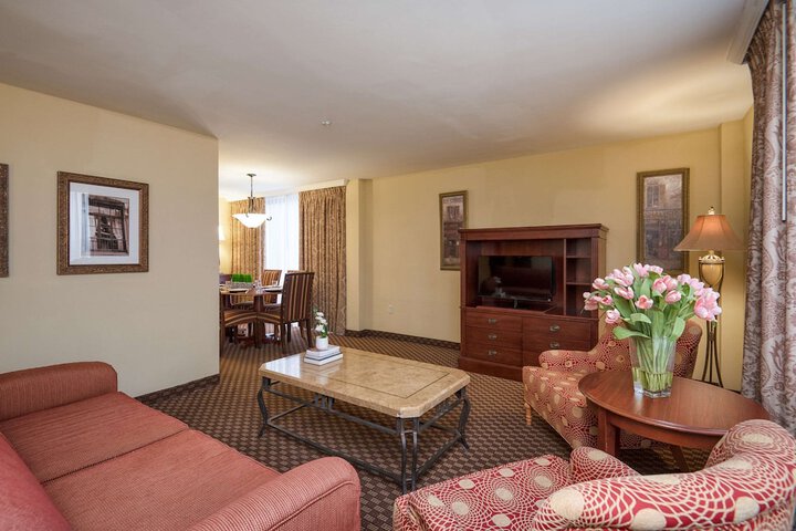 Room 42 of 85