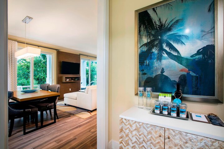 Playa Largo Resort & Spa Autograph Collection
