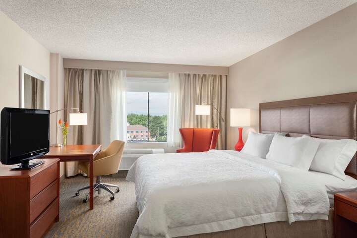 Room 21 of 34