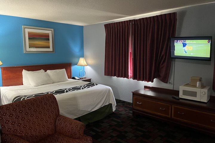 Rodeway Inn Whitehall