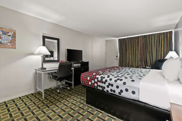 Room 39 of 60