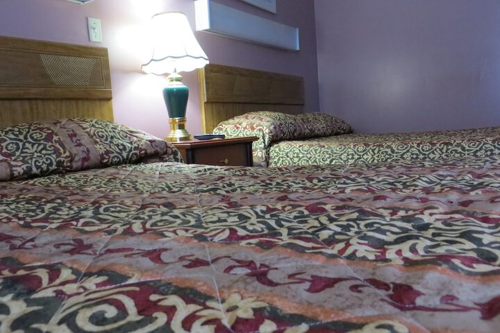 Room 5 of 12