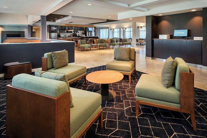 Courtyard by Marriott Philadelphia Devon / Villanova