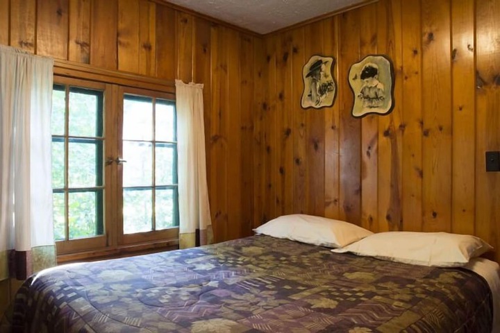 Room 54 of 96