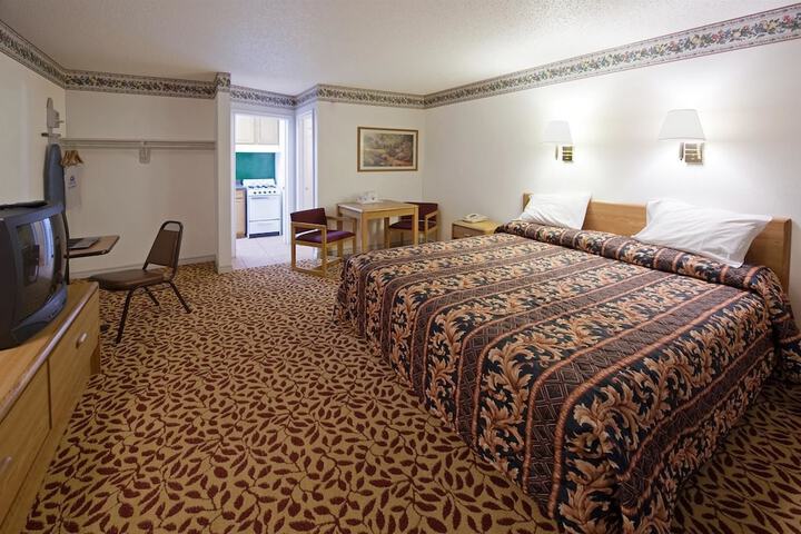 Room 3 of 8