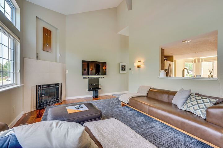 13 Mi to Dtwn Denver: Arvada Townhome w / Deck