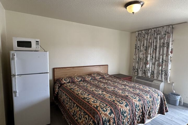 Travel Inn by OYO La Marque Texas City I-45