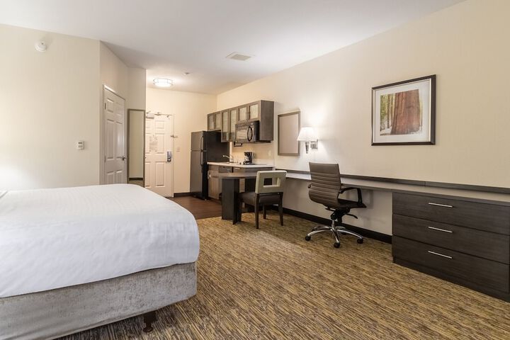 Room 41 of 65