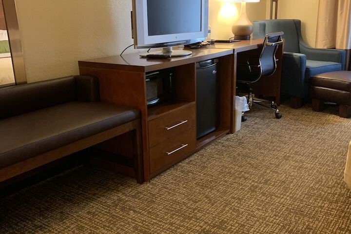 Room 11 of 62