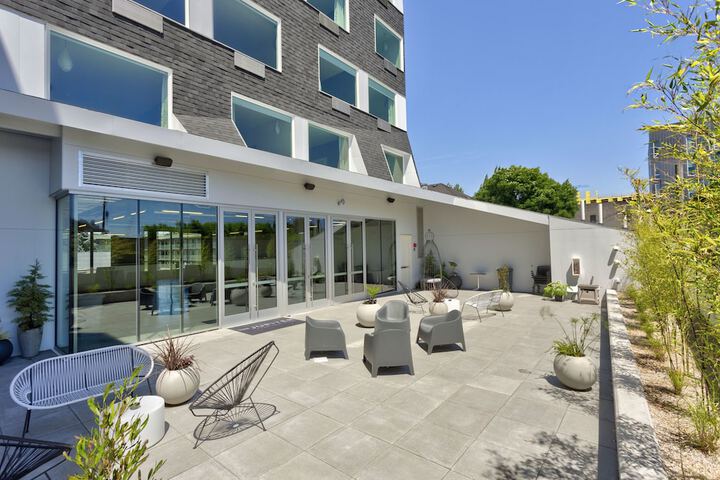 Terrace/Patio 31 of 45