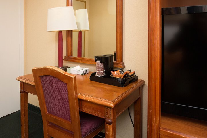 Room 28 of 50