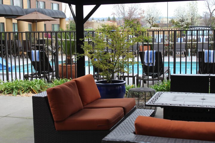 Terrace/Patio 34 of 37