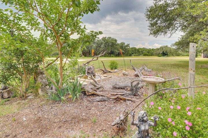 Bertram Ranch Property w / Patio & Gas Grill!