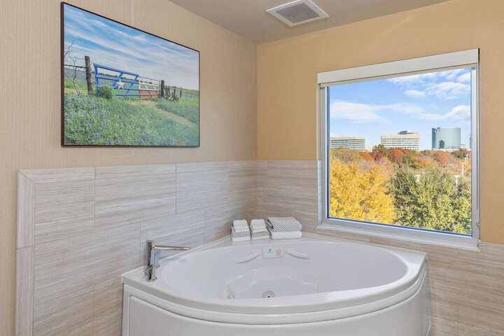Cambria Hotel Plano Frisco