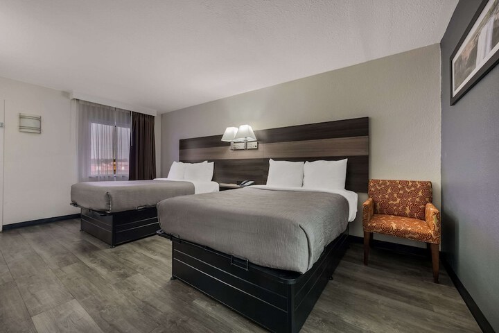Room 20 of 30