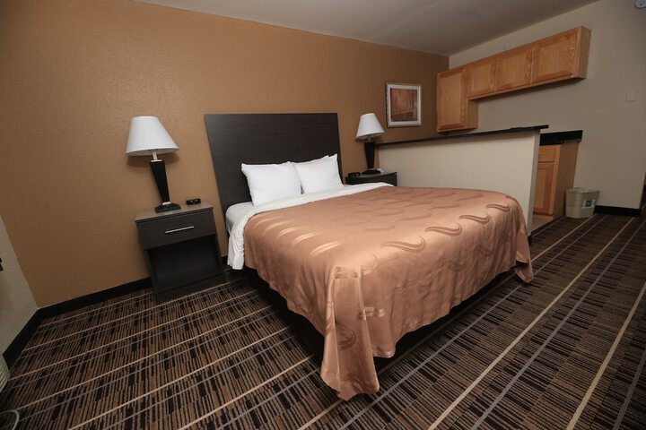 Room 31 of 61