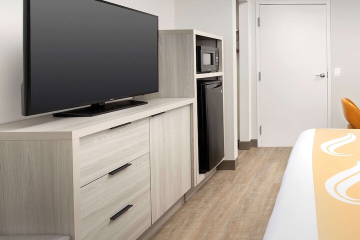 Quality Inn Atlantic Beach - Mayo Clinic Jax Area