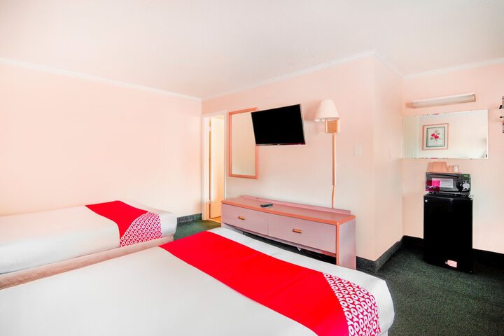 Room 15 of 29