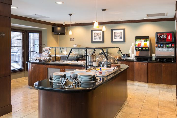 Staybridge Suites Toledo - Maumee by IHG
