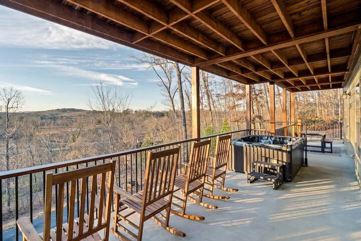 Gorgeous Blue Ridge Views Spacious Retreat With spa