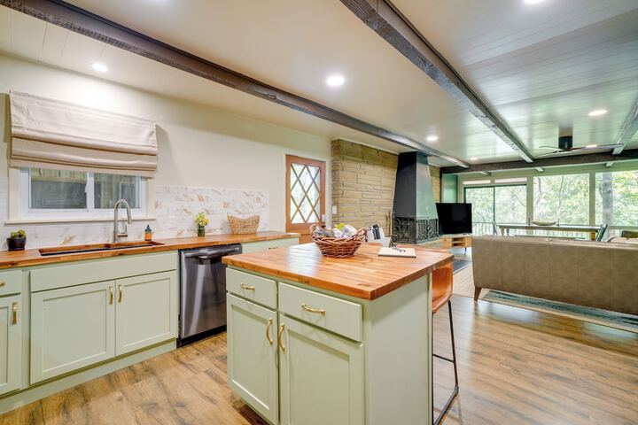 Idyllic Eufaula Vacation Rental: Close to Lake!