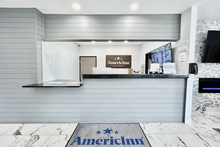AmericInn by Wyndham Quincy