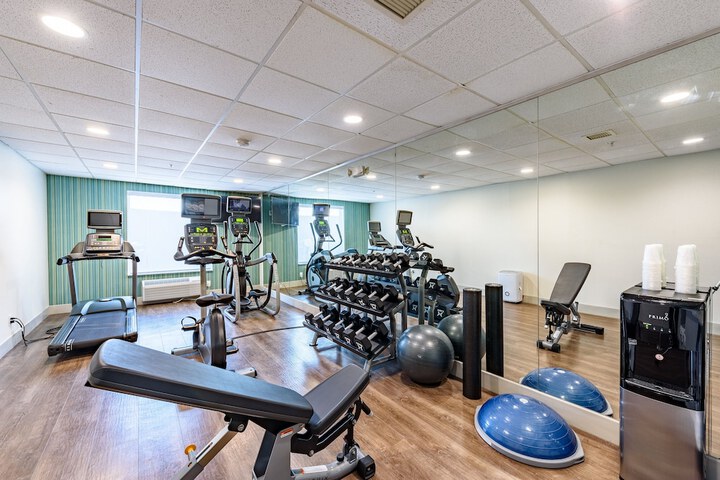 Holiday Inn Express Hotel & Suites Bastrop by IHG