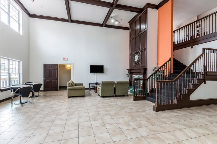 Hotel Interior 14 of 32