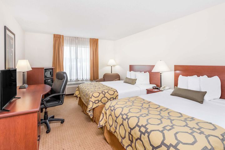 Room 6 of 16