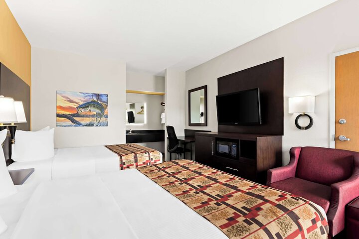 Room 14 of 27