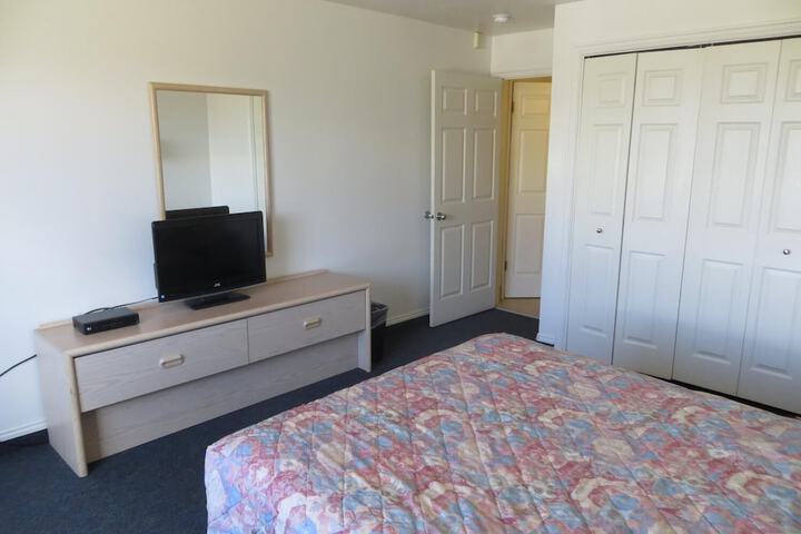 Room 19 of 39