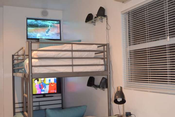 Room 21 of 70
