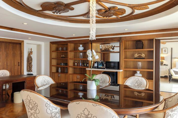 The Kahala Hotel & Resort