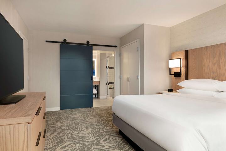 Room 12 of 51