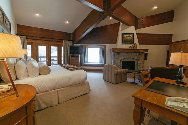 Stein Eriksen Lodge