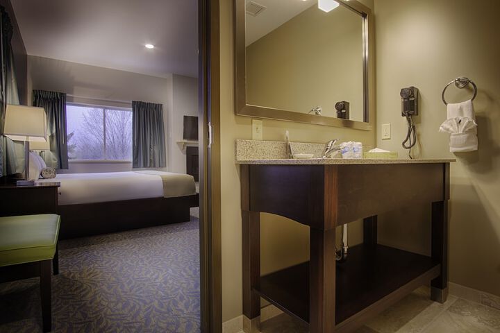 Room 65 of 112