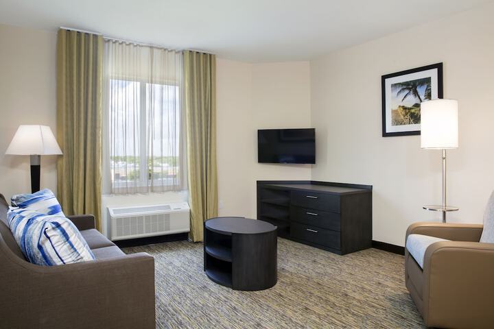 Room 18 of 36