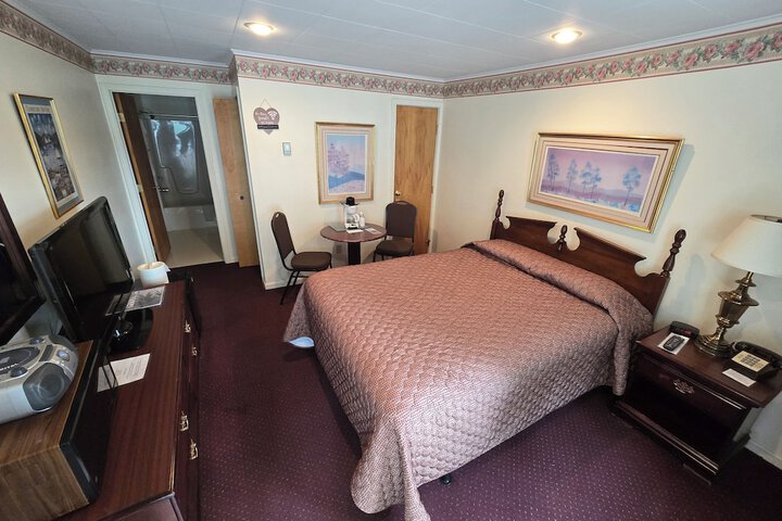 Lake View Motel