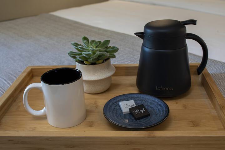 Breakfast/Coffee Service 34 of 40