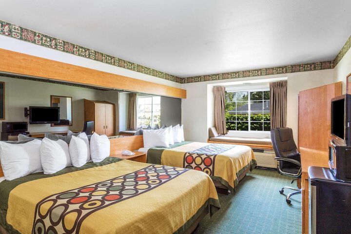 Room 31 of 40