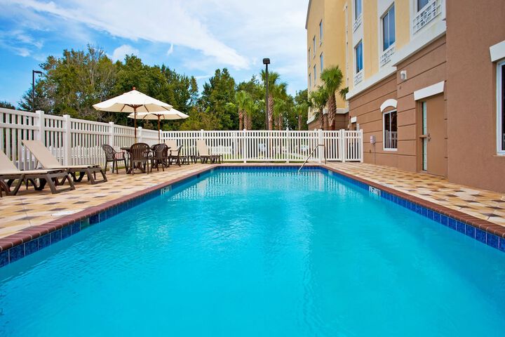 Pool 9 of 38